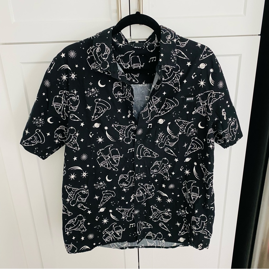 Disney Men’s Mickey Mouse Collared Shirt Large Neff
